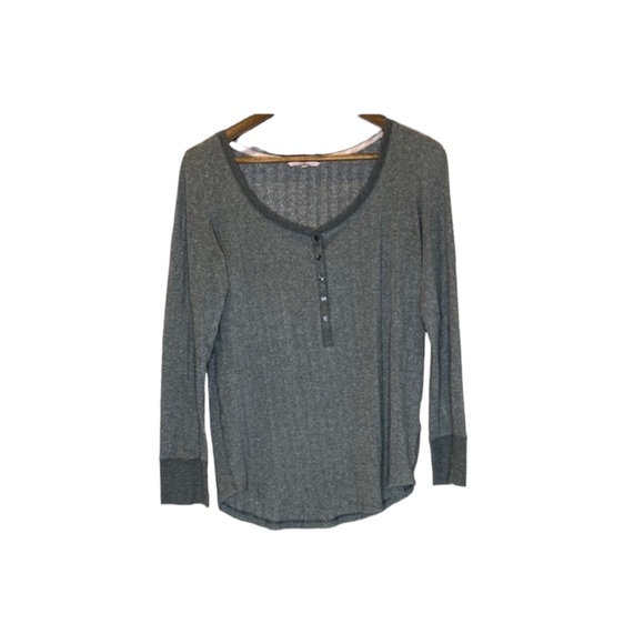 Victoria's Secret Other - Victoria’s Secret Sparkle Gray Pajama Top